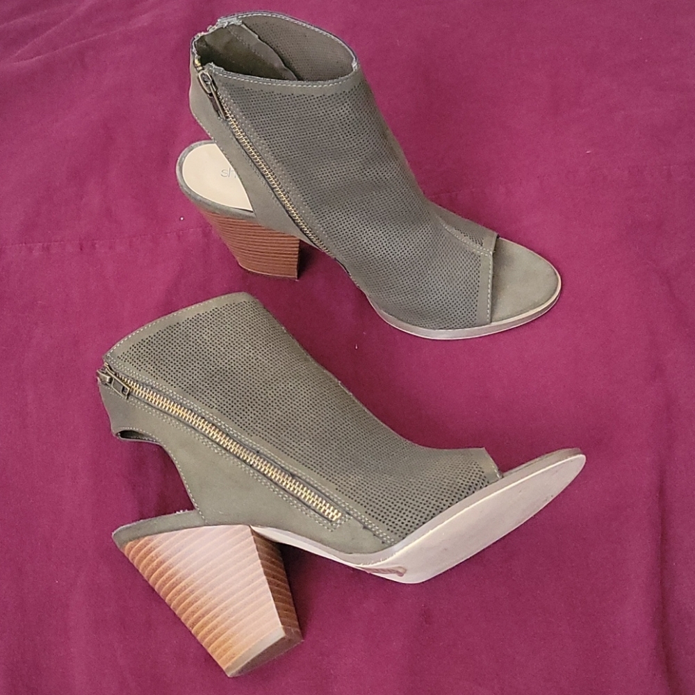 Women's Ankle Booties
